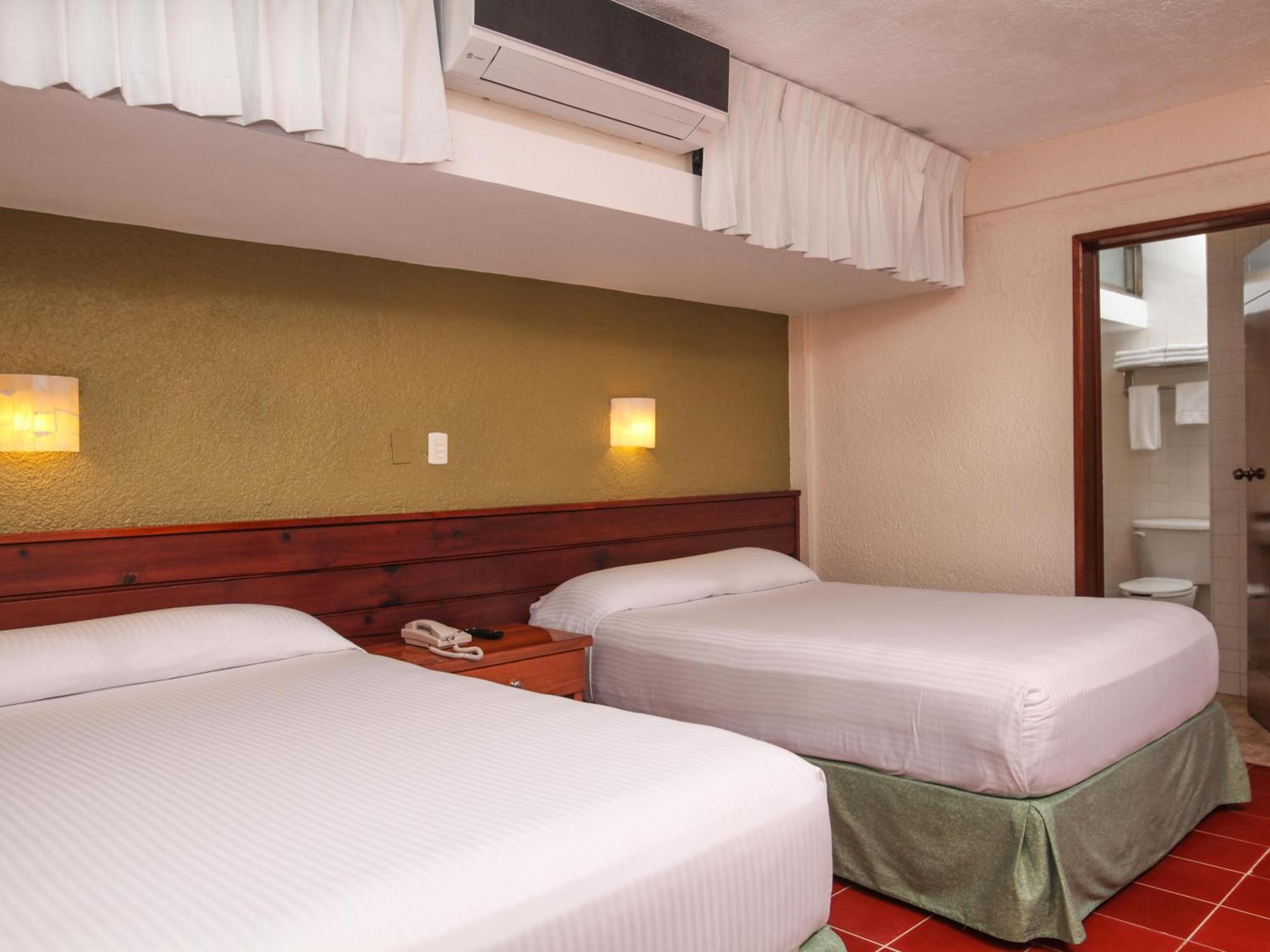 Suites Colonial Cozumel Exterior foto
